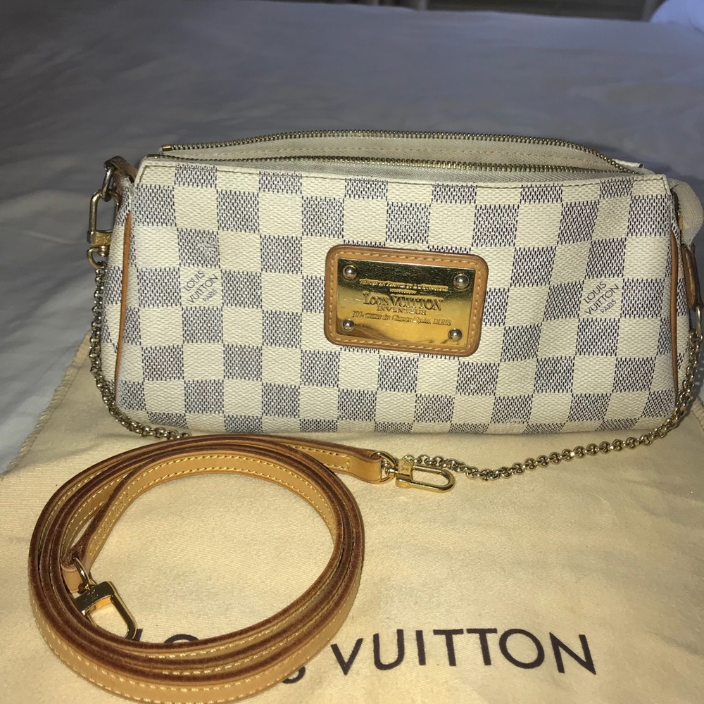 Louis Vuitton Eva clutch